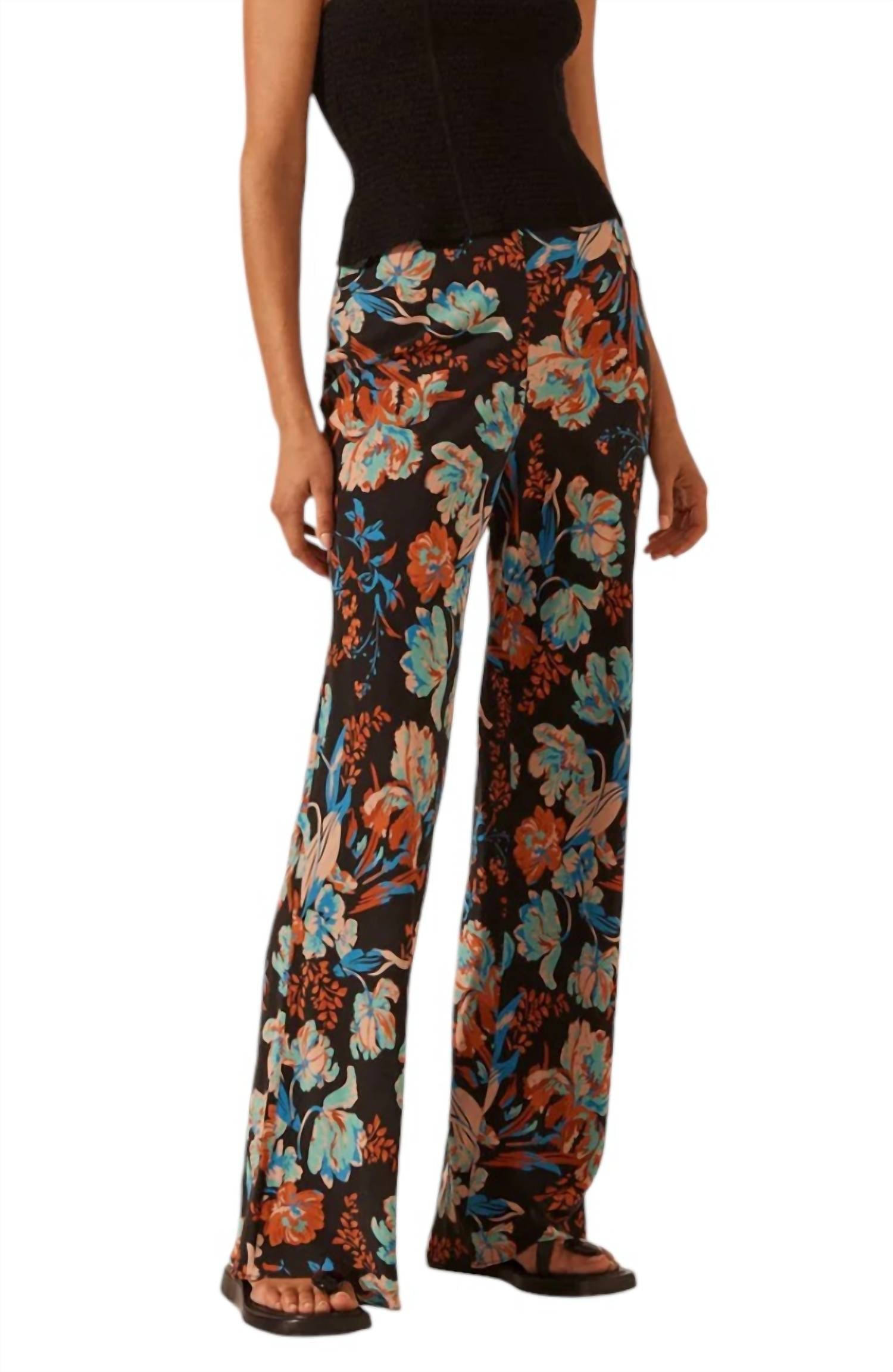 Шелковые брюки клеш Флотте Shona Joy, Flotte
Шелковые брюки клеш Флотте Shona Joy, Flotte