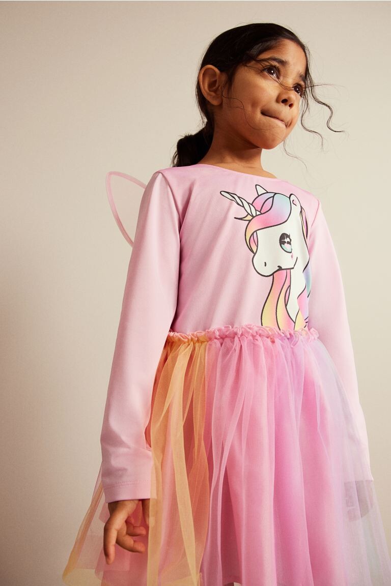 Маскарадный костюм с тюлевой юбкой H&M, розовый
Маскарадный костюм с тюлевой юбкой H&M, розовый