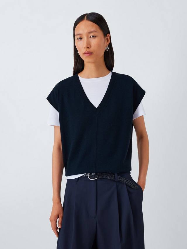 Вязаный жилет из мериносовой шерсти с V-образным вырезом John Lewis, Navy
Вязаный жилет из мериносовой шерсти с V-образным вырезом John Lewis, Navy