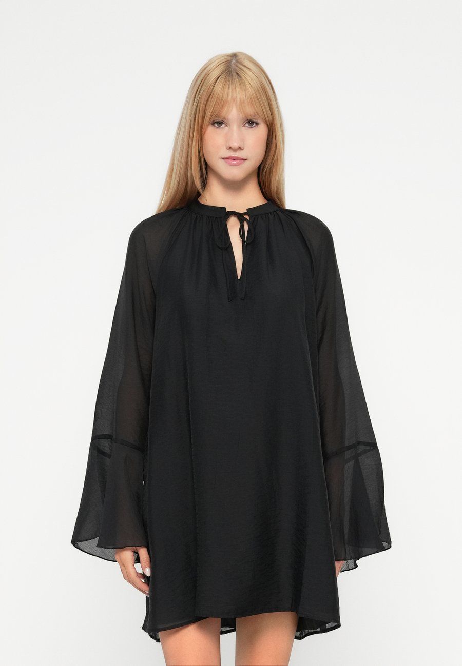 Платье Vero Moda VMMIE MINNA SHORT DRESS, Black
Платье Vero Moda VMMIE MINNA SHORT DRESS, Black