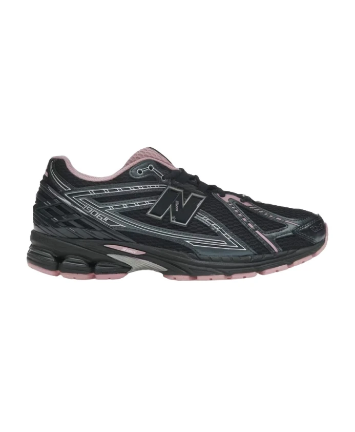 Кроссовки цвета розовой ириски: стиль и комфорт New Balance, черный
Кроссовки цвета розовой ириски: стиль и комфорт New Balance, черный