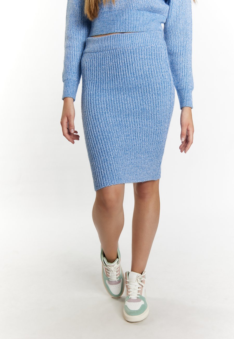 Юбка myMo MIDI, Himmelblau/Blue
Юбка myMo MIDI, Himmelblau/Blue