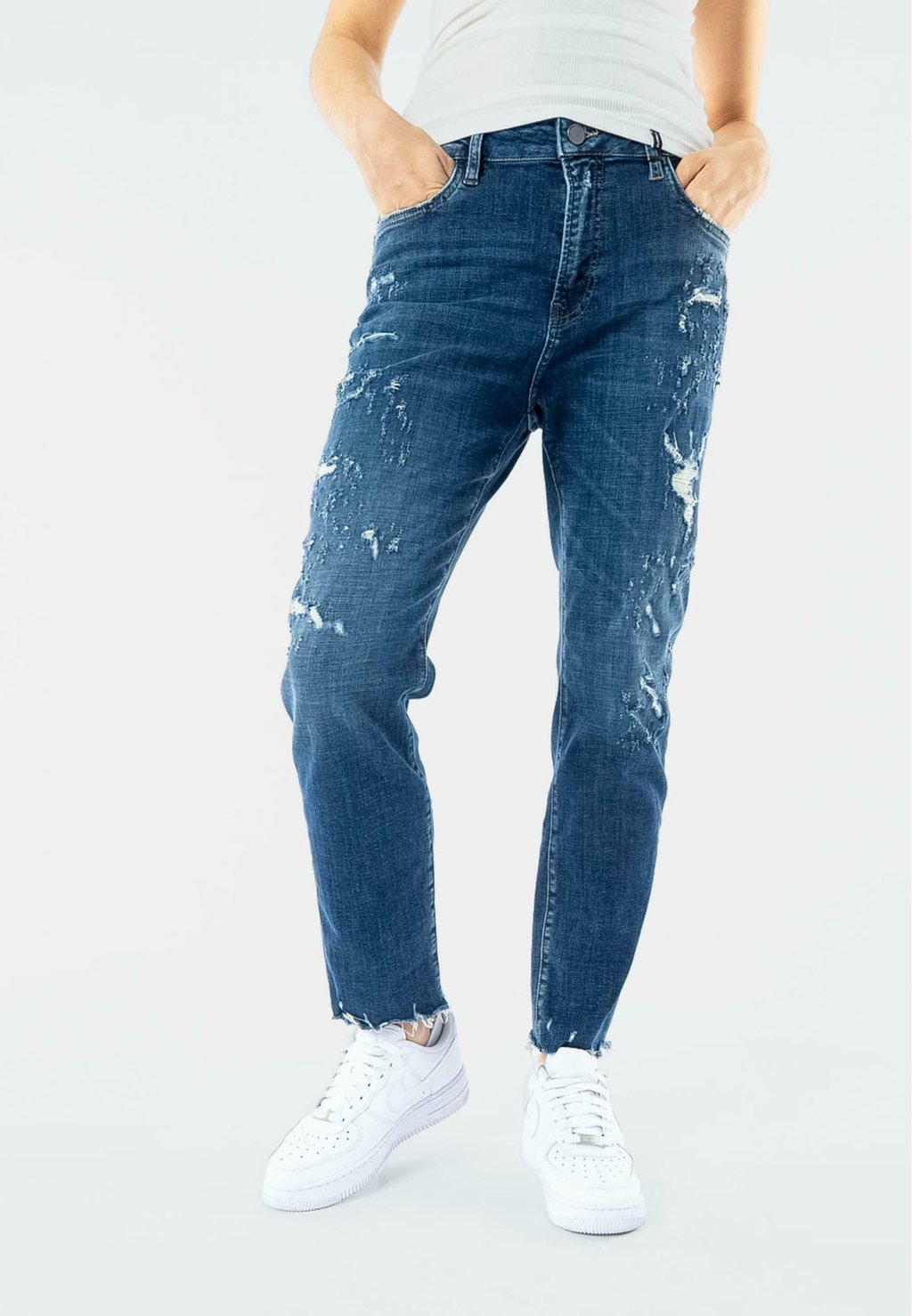 Зауженные джинсы Elias Rumelis, синий
Зауженные джинсы Elias Rumelis, синий