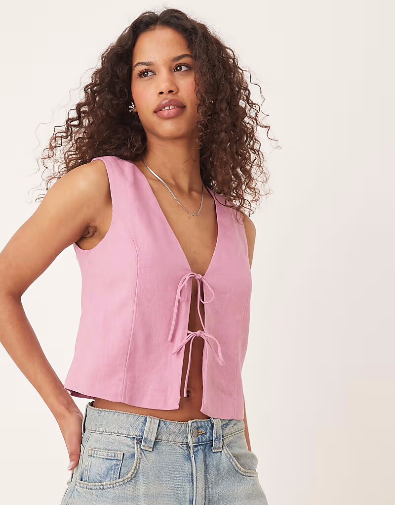 Топ-топ Abercrombie & Fitch с завязками спереди розового цвета
Топ-топ Abercrombie & Fitch с завязками спереди розового цвета