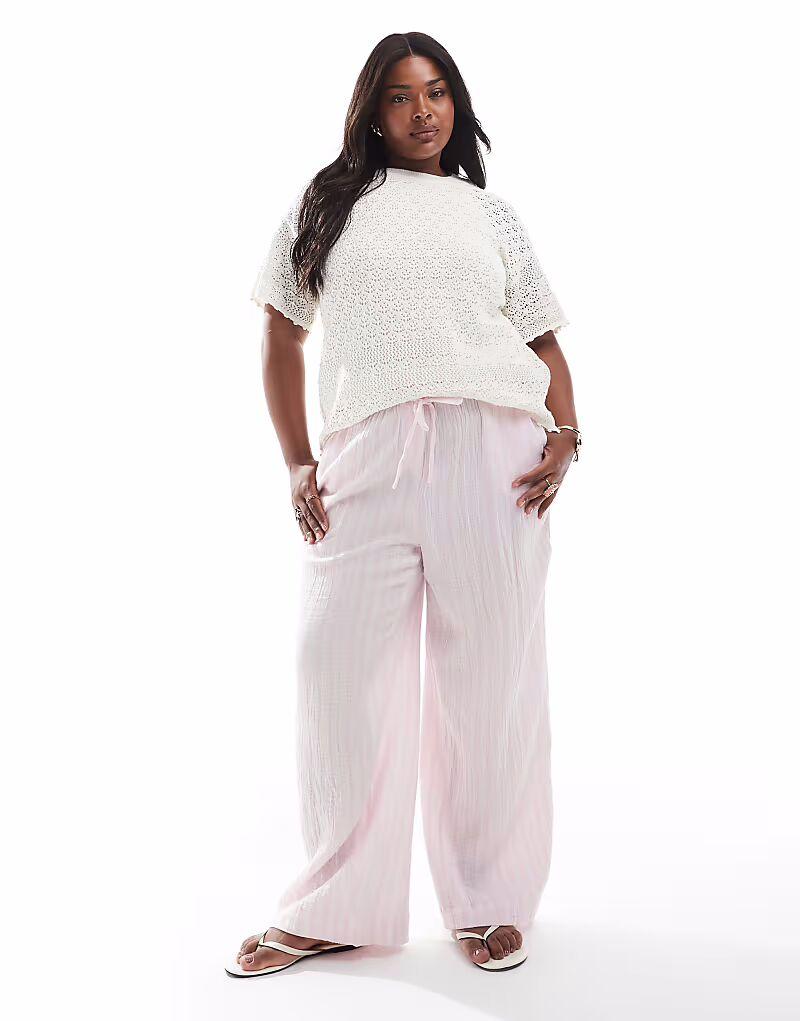 Широкие брюки Vero Moda Curve из хлопка в бледно-розовую полоску
Широкие брюки Vero Moda Curve из хлопка в бледно-розовую полоску