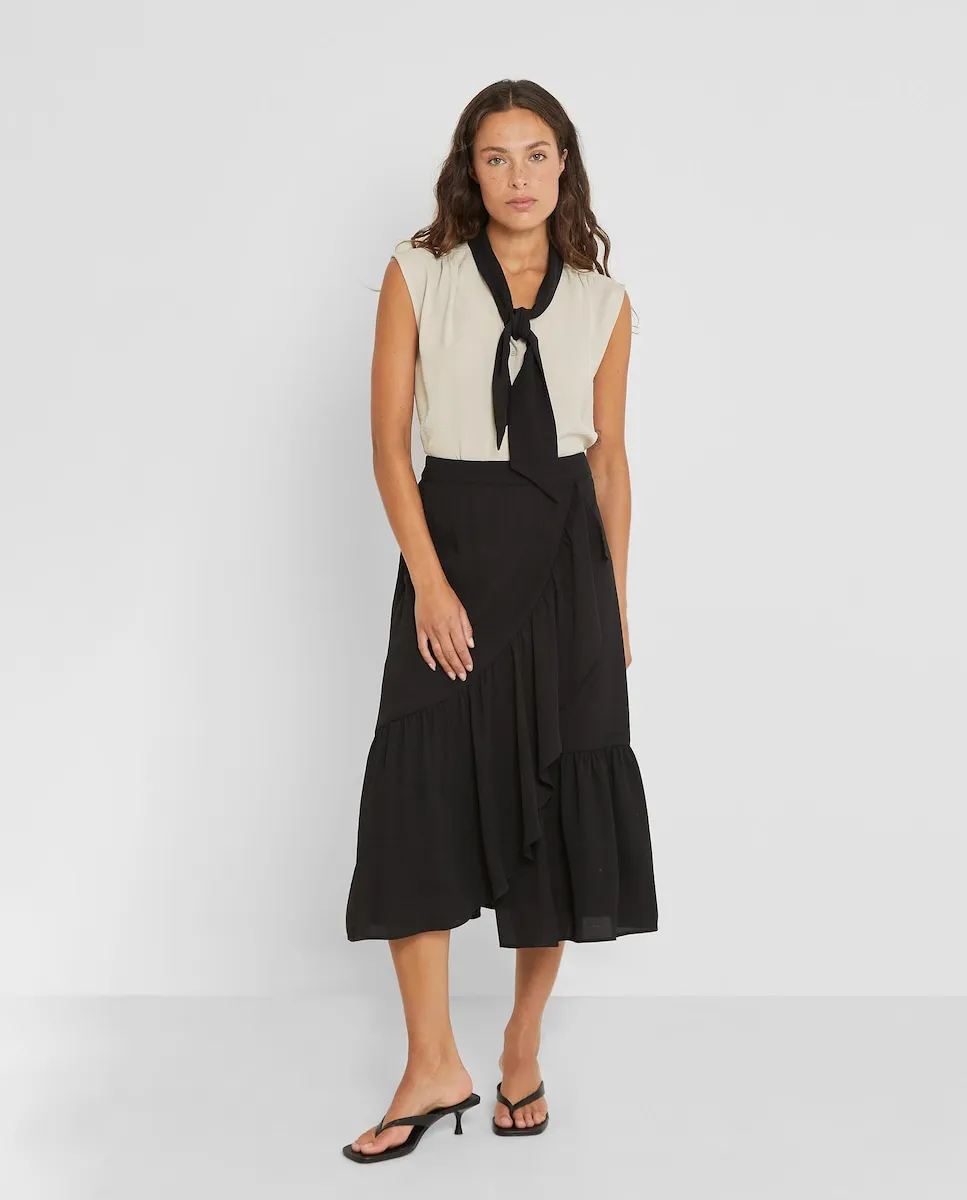 Юбка миди с запахом и оборками Trucco, черный
Юбка миди с запахом и оборками Trucco, черный