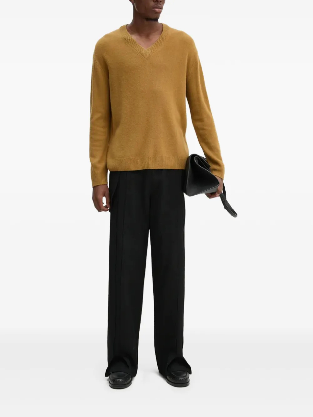 Свитер APC с v-образным вырезом A.P.C., коричневый
Свитер APC с v-образным вырезом A.P.C., коричневый