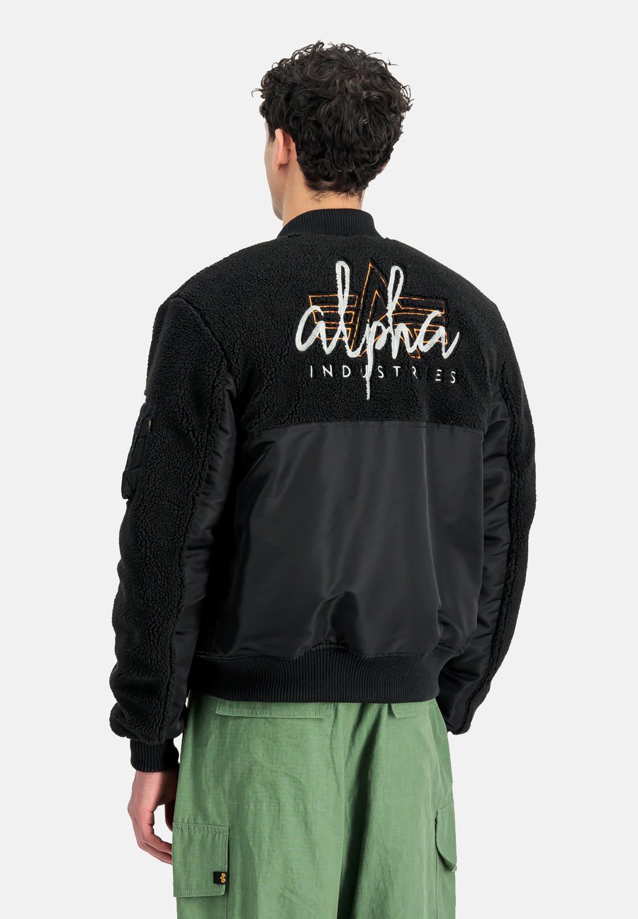 Куртка Alpha Industries MA-1, Black
Куртка Alpha Industries MA-1, Black