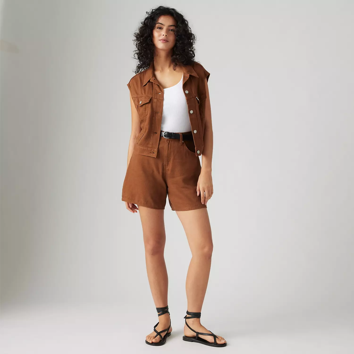 Легкие женские шорты из смеси льна с высокой талией и мешковатым кроем Levi's, цвет Sorrel Horse - Brown
Легкие женские шорты из смеси льна с высокой талией и мешковатым кроем Levi's, цвет Sorrel Horse - Brown