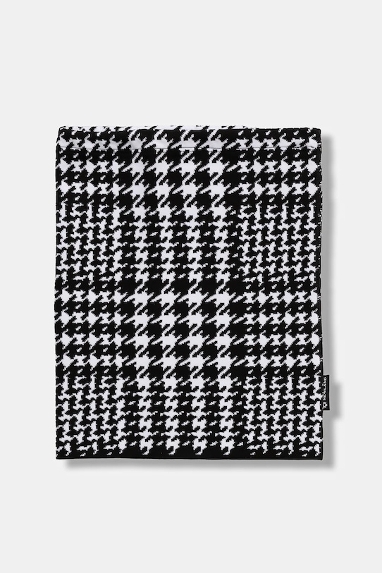Шарф NECKWARMER Newland, черный
Шарф NECKWARMER Newland, черный