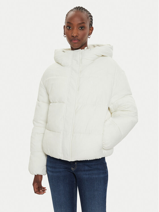 Зимняя куртка regular fit J20J224112 Calvin Klein Jeans, экрю
Зимняя куртка regular fit J20J224112 Calvin Klein Jeans, экрю