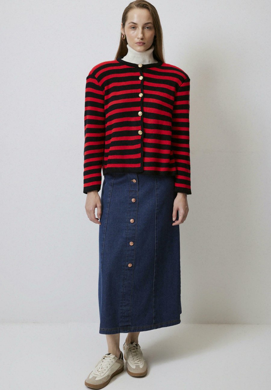 Кардиган Touché Privé STRIPED , Multicolored/Multi-Coloured
Кардиган Touché Privé STRIPED , Multicolored/Multi-Coloured