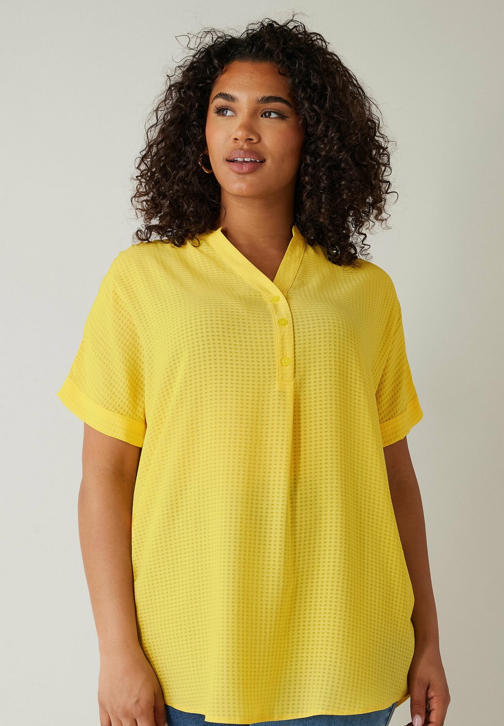 Блуза Evans, желтый
Блуза Evans, желтый