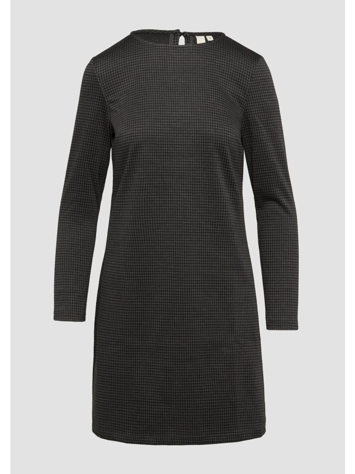 QS Платье цвета 99N1_черный
QS Платье цвета 99N1_черный