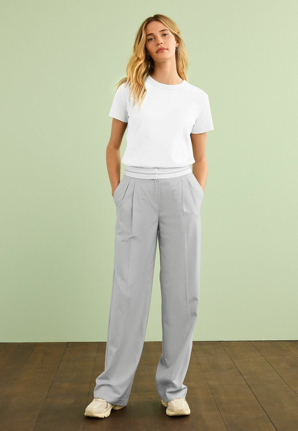 Базовая футболка Essential Short Sleeve Crew Neck T-Shirt Next, белый
Базовая футболка Essential Short Sleeve Crew Neck T-Shirt Next, белый