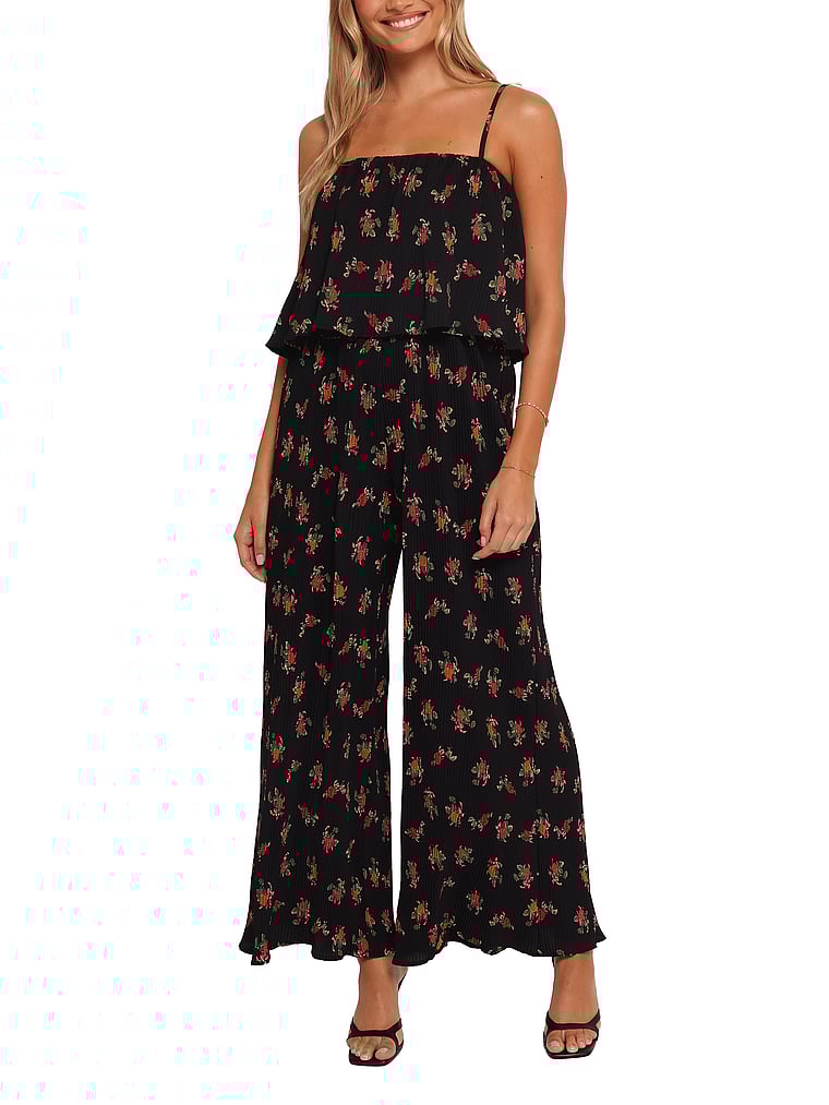 Комбинезон Jillian plisse Petal & Pup, черный
Комбинезон Jillian plisse Petal & Pup, черный