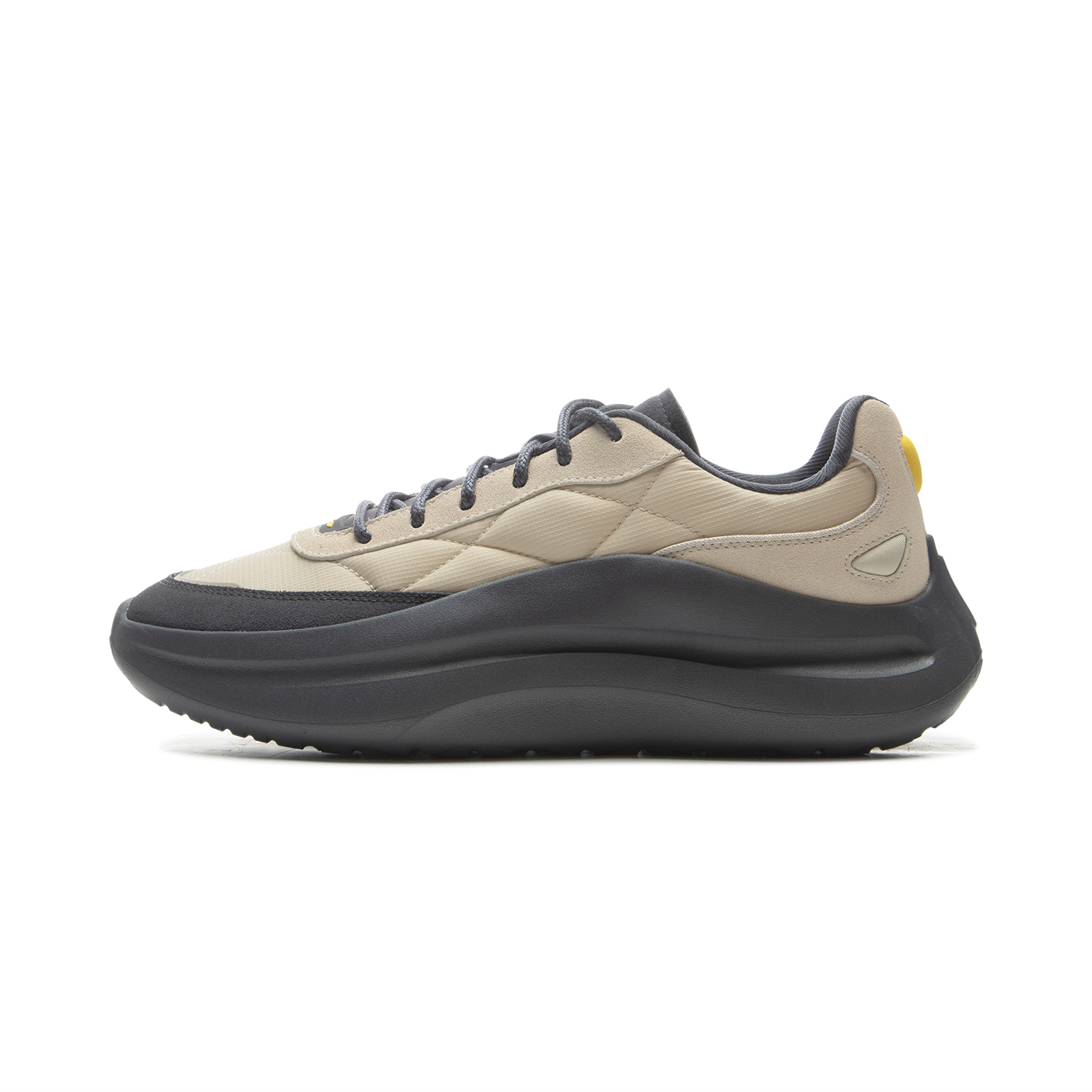 LINING Легкие, износостойкие, с низким верхом, повседневные туфли с амортизаторами, бежево-черные
LINING Легкие, износостойкие, с низким верхом, повседневные туфли с амортизаторами, бежево-черные