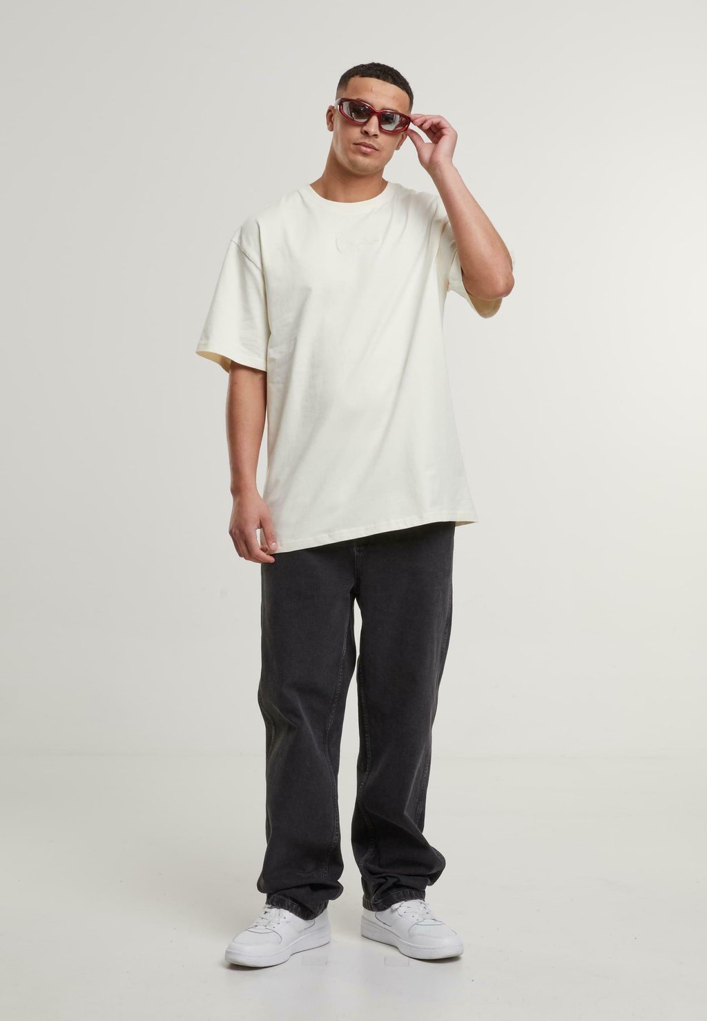 Футболка Karl Kani, бежевый
Футболка Karl Kani, бежевый