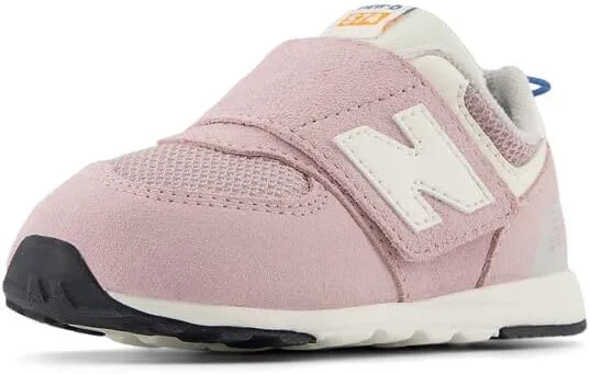 Кроссовки New Balance 574 New-b для маленьких мальчиков на липучке
Кроссовки New Balance 574 New-b для маленьких мальчиков на липучке