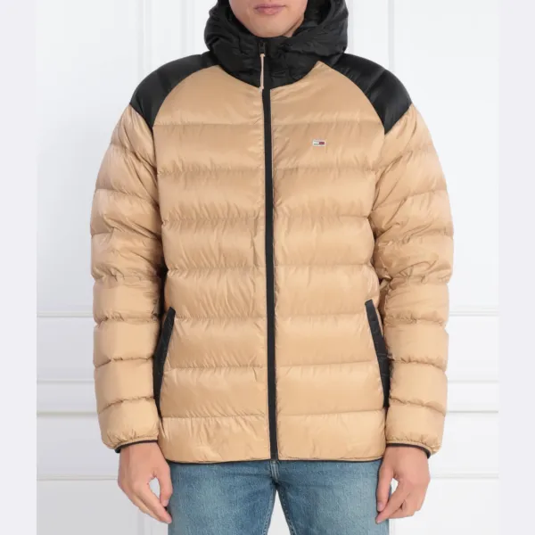 Легкий пуховик стандартного кроя Tommy Hilfiger, коричневый
Легкий пуховик стандартного кроя Tommy Hilfiger, коричневый