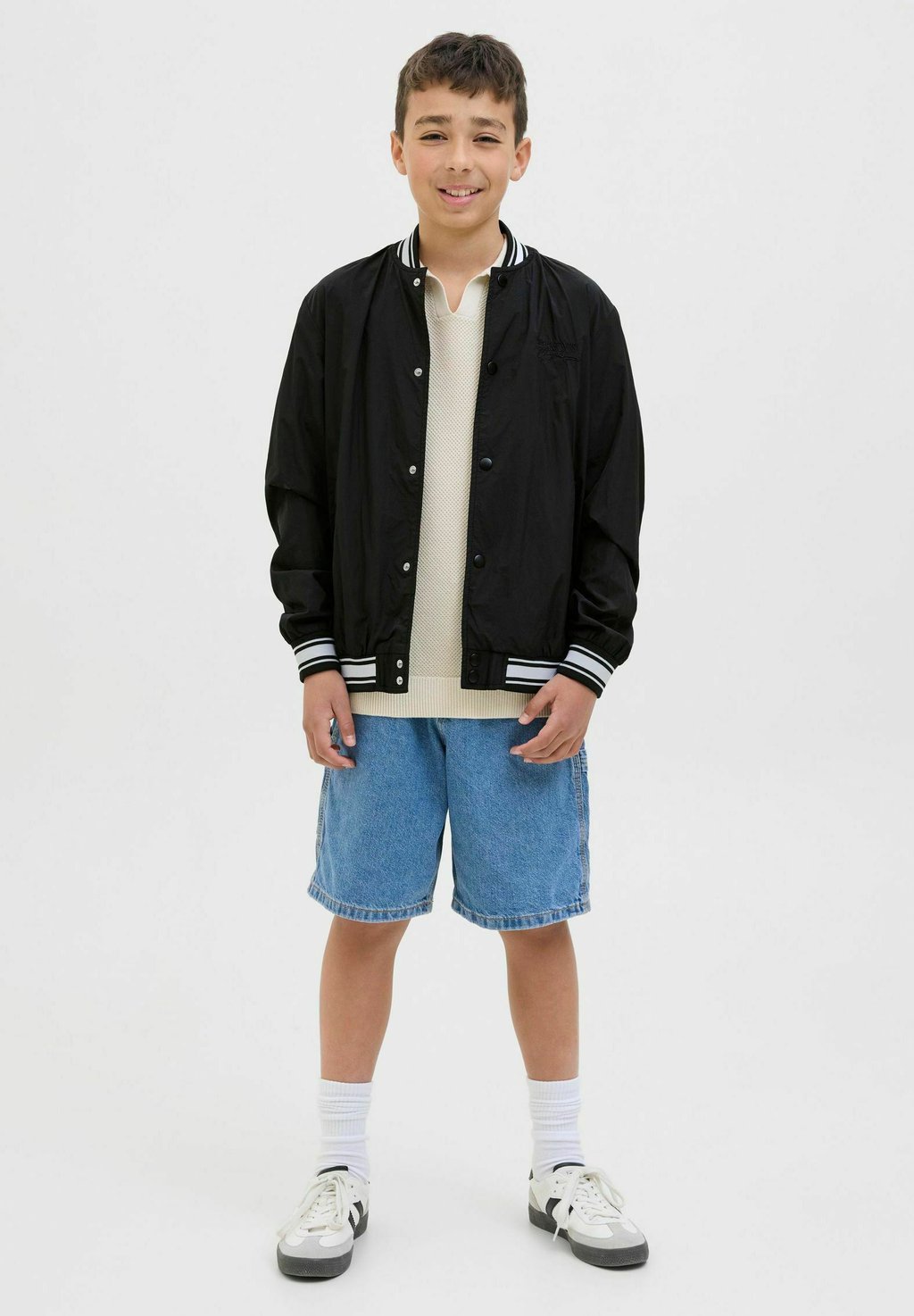 Куртка-бомбер JUNIOR Jack & Jones Junior, черный
Куртка-бомбер JUNIOR Jack & Jones Junior, черный