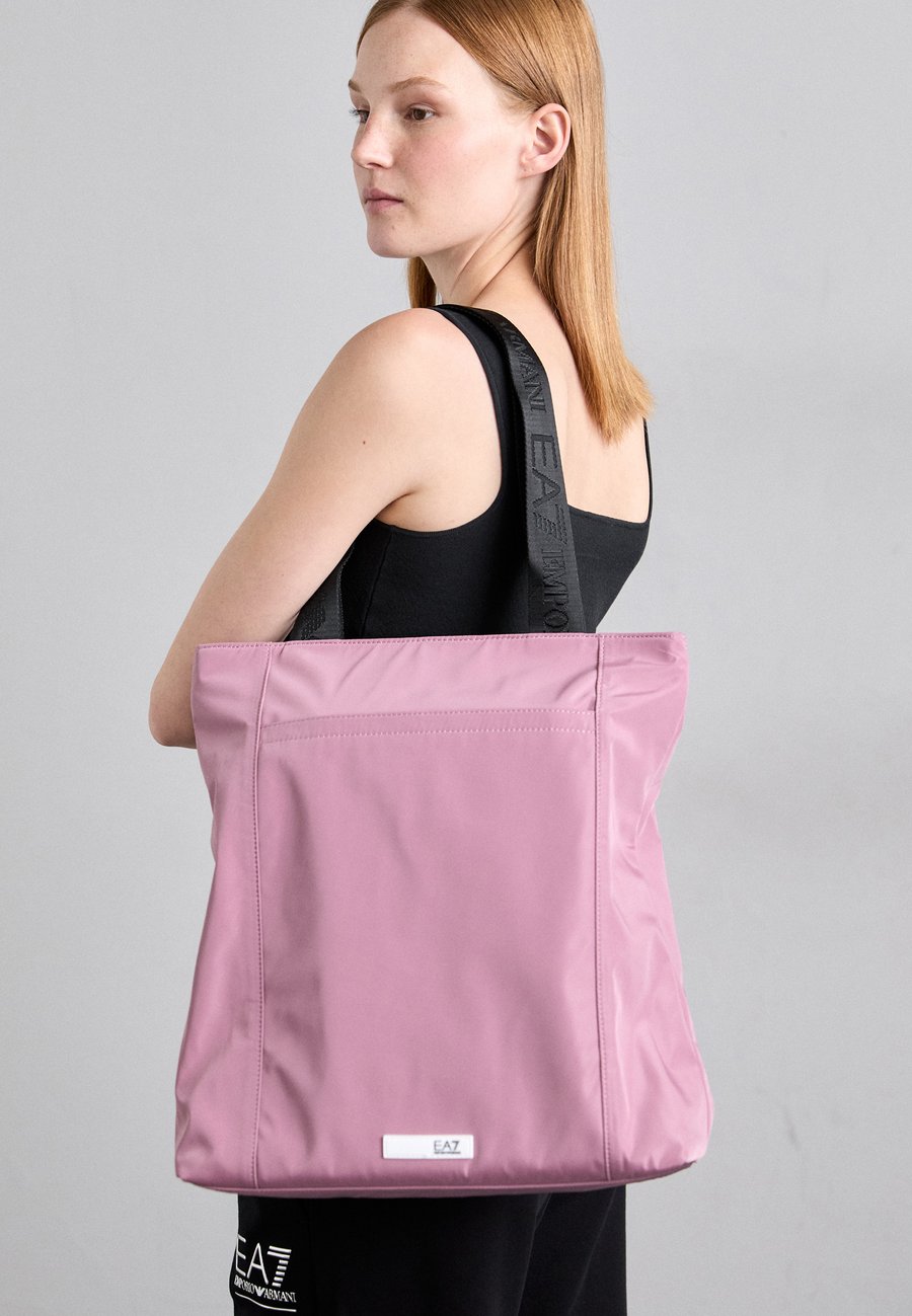 Сумка-шоппер EA7 Emporio Armani Tote bag, Pink/Light Pink
Сумка-шоппер EA7 Emporio Armani Tote bag, Pink/Light Pink