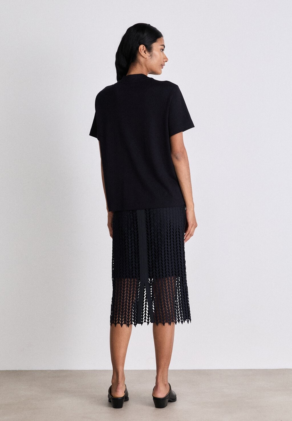 Юбка-карандаш Marc Cain, темно-синий
Юбка-карандаш Marc Cain, темно-синий