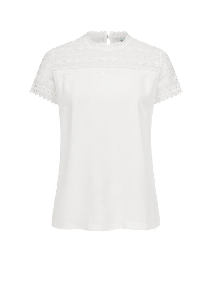 Традиционная блузка Лорин кремового цвета Nübler
Традиционная блузка Лорин кремового цвета Nübler