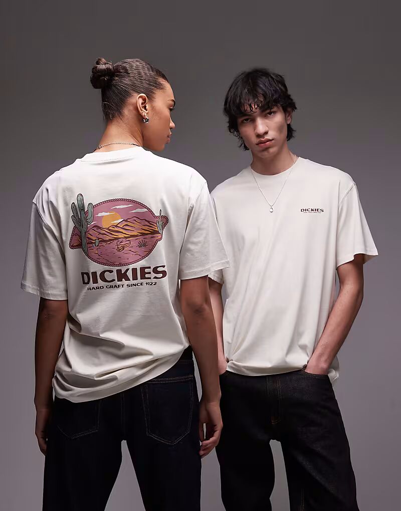 Футболка Dickies Desert Crest с принтом на спине в стиле вестерн в цвете «кремовый» - эксклюзивно для ASOS
Футболка Dickies Desert Crest с принтом на спине в стиле вестерн в цвете «кремовый» - эксклюзивно для ASOS