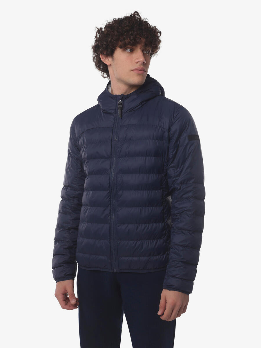 JAKED Темно-синяя синтетическая фитнес-куртка для мужчин
JAKED Темно-синяя синтетическая фитнес-куртка для мужчин