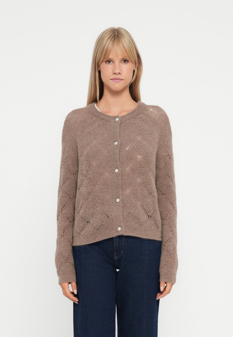 Джемпер ONLY ONLSUSIA LIFE , Fungi/Beige
Джемпер ONLY ONLSUSIA LIFE , Fungi/Beige