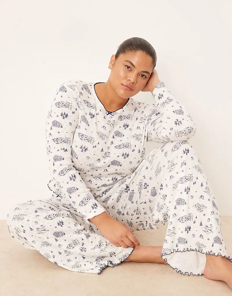 Пижамный комплект ASOS DESIGN Curve Pointelle, состоящий из футболки с длинными рукавами и брюк с синим живописным принтом
Пижамный комплект ASOS DESIGN Curve Pointelle, состоящий из футболки с длинными рукавами и брюк с синим живописным принтом