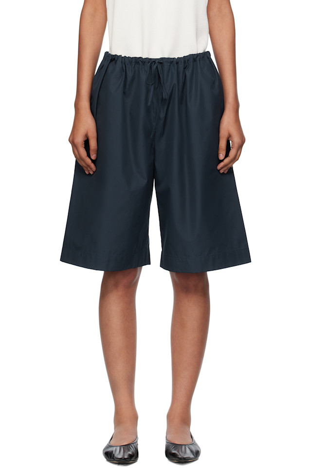 Хлопковые поплиновые оверсайз шорты Bambou Roger Kwong, синий
Хлопковые поплиновые оверсайз шорты Bambou Roger Kwong, синий