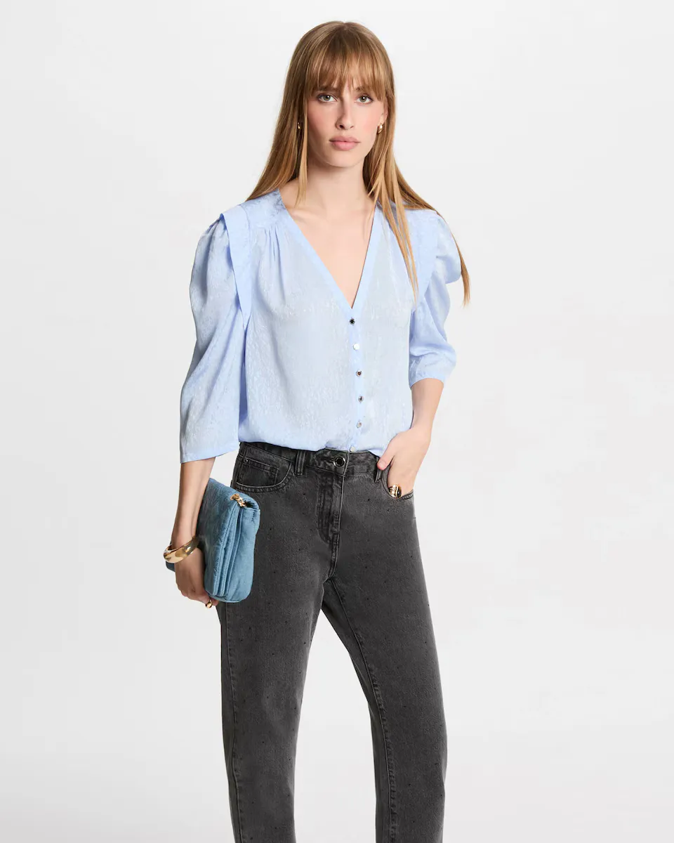 Женская рубашка с рукавом 3/4 и V-образным вырезом Morgan, светло-голубой
Женская рубашка с рукавом 3/4 и V-образным вырезом Morgan, светло-голубой