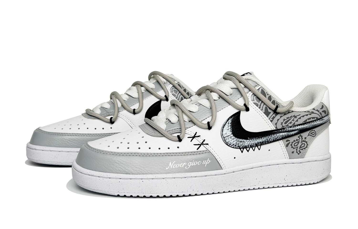 Кроссовки Nike Court Vision 1 Skateboarding Shoes Men Low-top Black/white, черный/серый
Кроссовки Nike Court Vision 1 Skateboarding Shoes Men Low-top Black/white, черный/серый