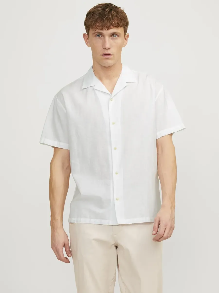 Рубашка Jack & Jones с короткими рукавами "JJJESUMMER RESORT LINEN BLEND SHIRT SS SN", белый 
Рубашка Jack & Jones с короткими рукавами "JJJESUMMER RESORT LINEN BLEND SHIRT SS SN", белый