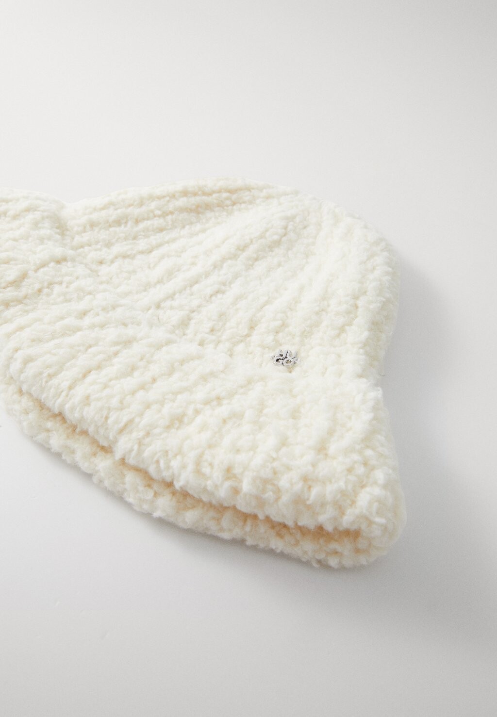 Шапка SENN HAT HUGO, молочный
Шапка SENN HAT HUGO, молочный