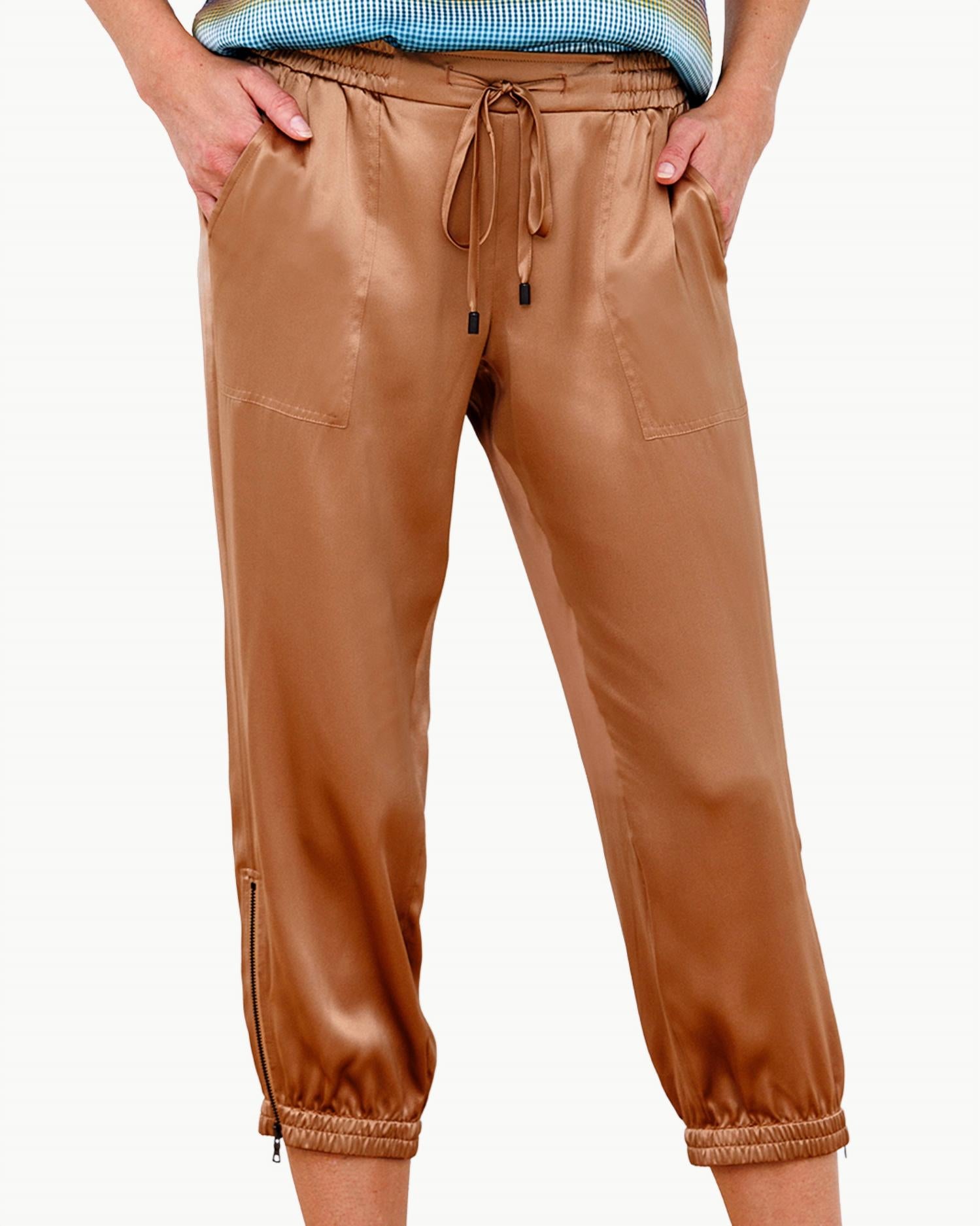 Брюки-капри Go Luxe Parachute цвета «масляный ром» Go By Go Silk, Butter Rum
Брюки-капри Go Luxe Parachute цвета «масляный ром» Go By Go Silk, Butter Rum