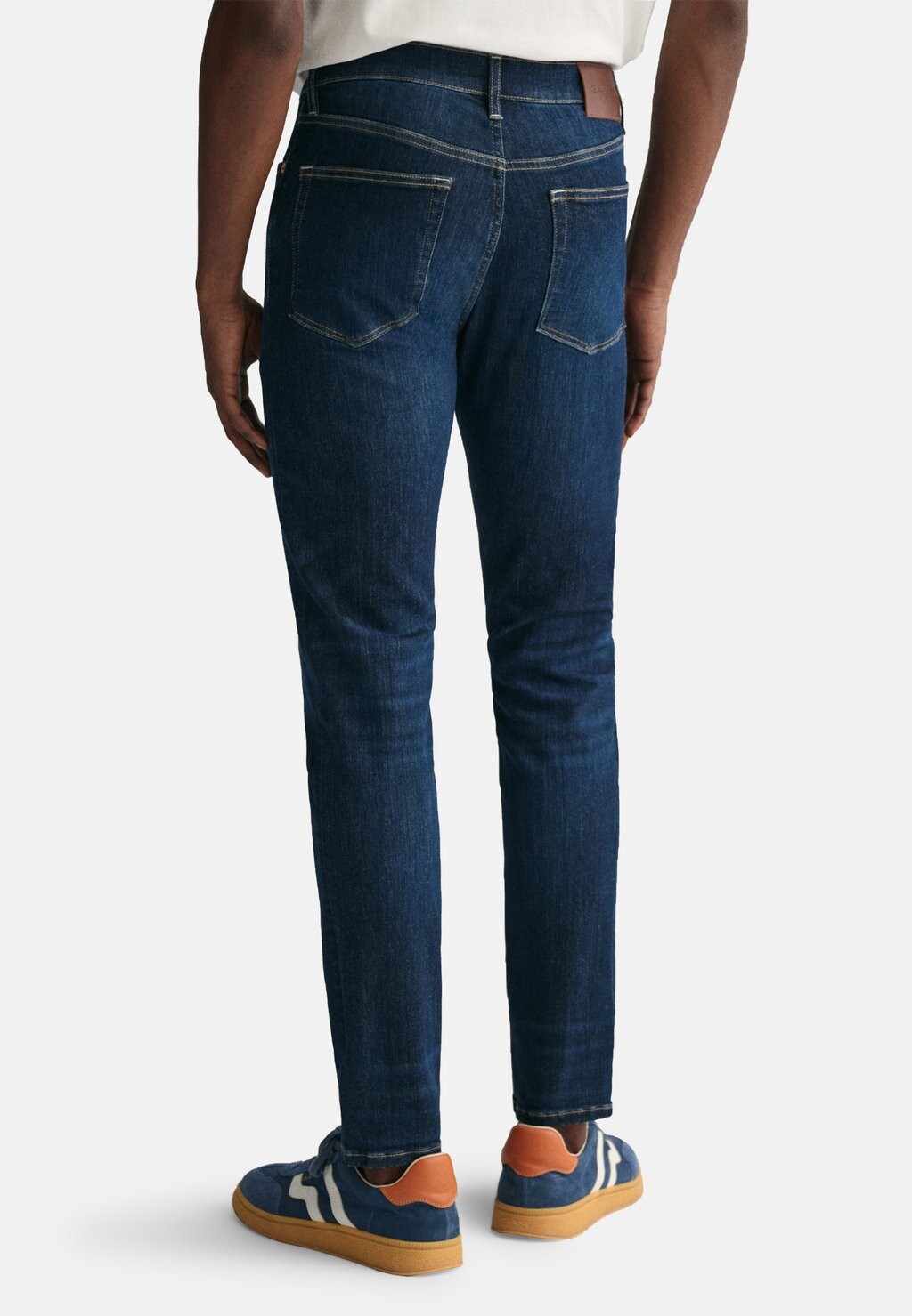 Джинсы прямого кроя EXTRA ACTIVE RECOVER GANT, синий деним
Джинсы прямого кроя EXTRA ACTIVE RECOVER GANT, синий деним