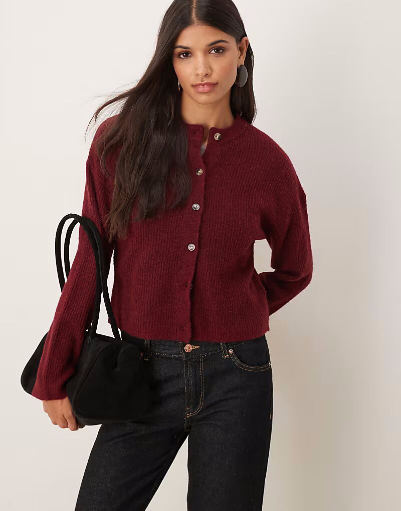 Свободный кардиган из шерсти и альпаки сливового цвета Asos Design
Свободный кардиган из шерсти и альпаки сливового цвета Asos Design