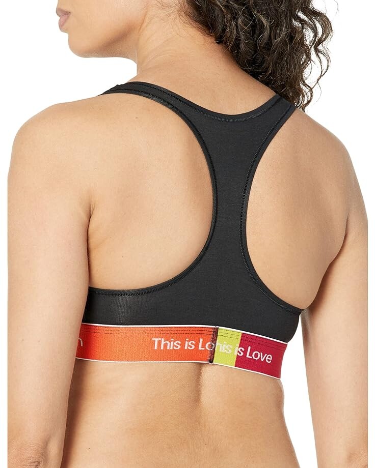 Бралетт Calvin Klein This Is Love Cotton Color-Block Unlined Bralette, черный
Бралетт Calvin Klein This Is Love Cotton Color-Block Unlined Bralette, черный