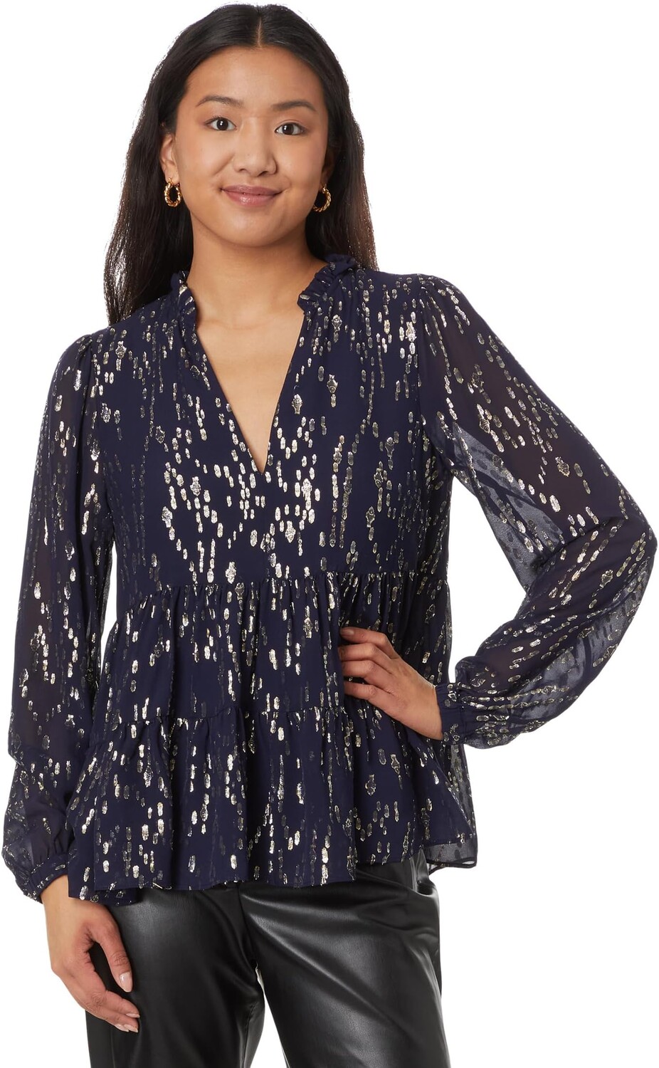 Топ Lilly Pulitzer Sarita Long Sleeve Silk T, цвет True Navy Fish Clip Chiffon
Топ Lilly Pulitzer Sarita Long Sleeve Silk T, цвет True Navy Fish Clip Chiffon