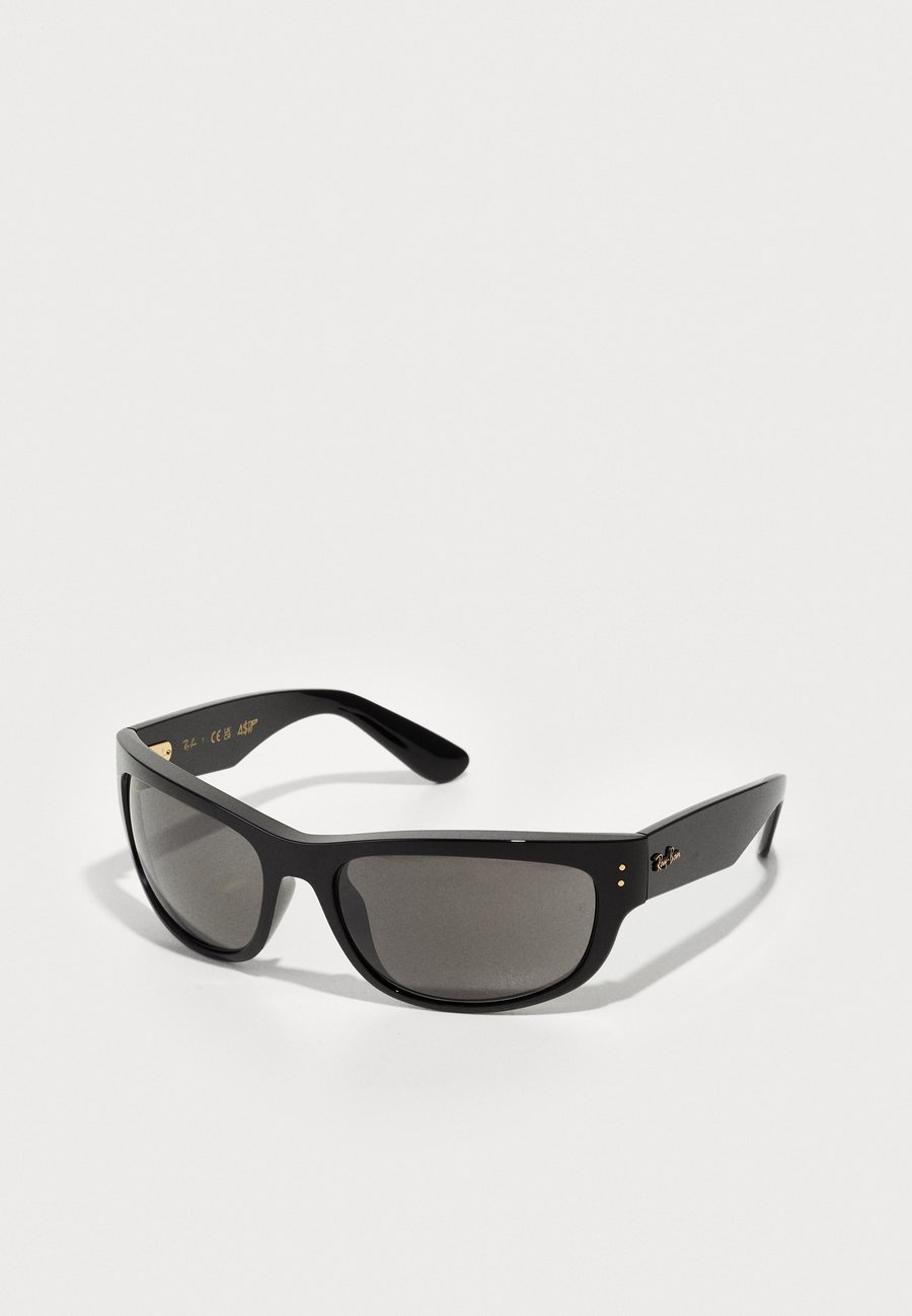 Солнцезащитные очки Ray-Ban MEGA BALORAMA-A$AP ROCKY UNISEX, Black
Солнцезащитные очки Ray-Ban MEGA BALORAMA-A$AP ROCKY UNISEX, Black