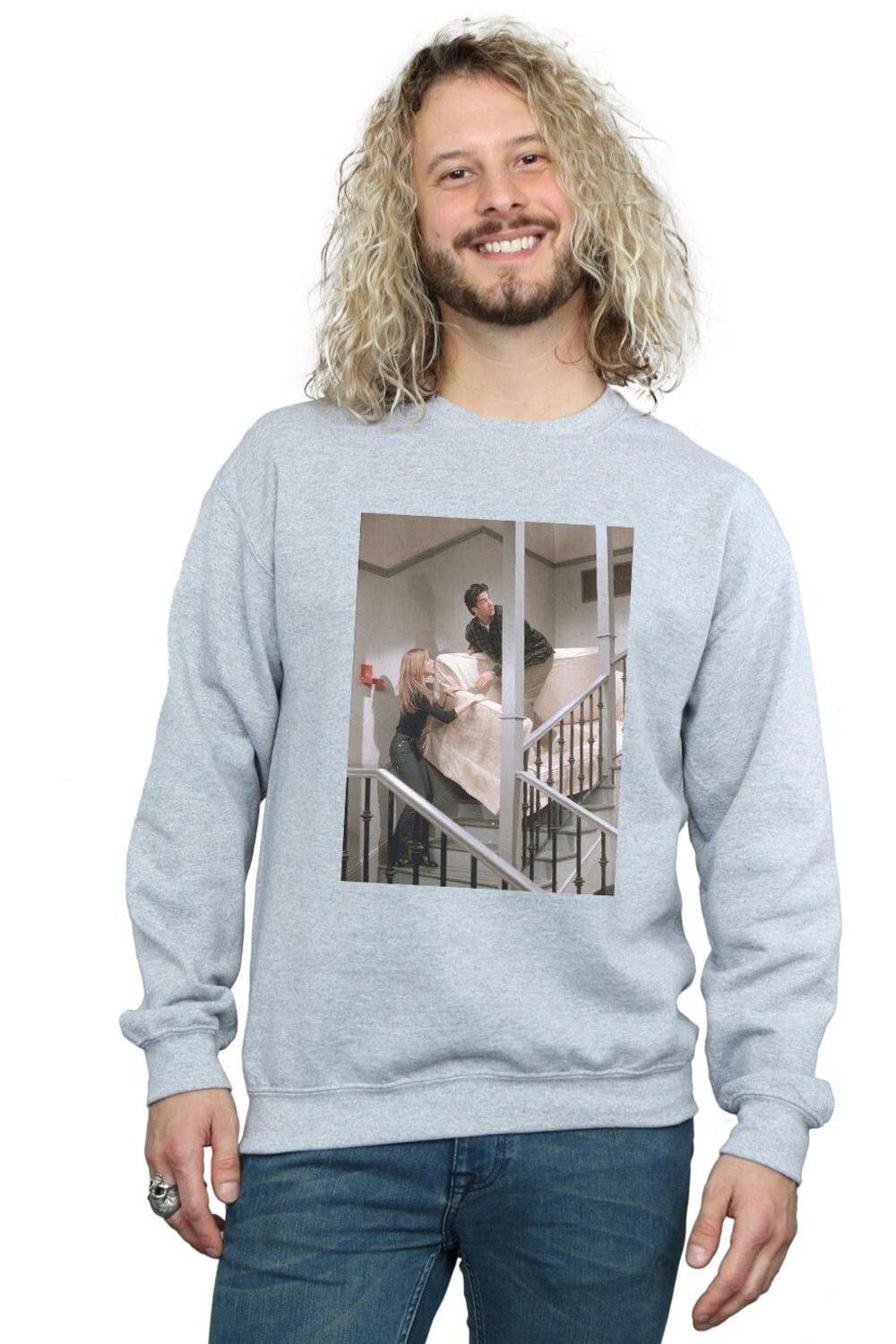 Толстовка с изображением дивана и лестницы Friends, серый
Толстовка с изображением дивана и лестницы Friends, серый