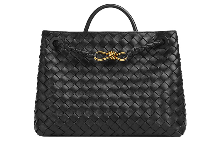 Bottega Veneta Сумка через плечо из овчины
Bottega Veneta Сумка через плечо из овчины