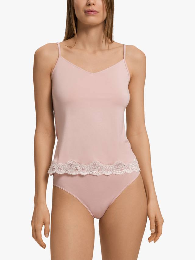 Топ с кружевной отделкой и тонкими бретелями Dana Hanro, 1359 Blush
Топ с кружевной отделкой и тонкими бретелями Dana Hanro, 1359 Blush