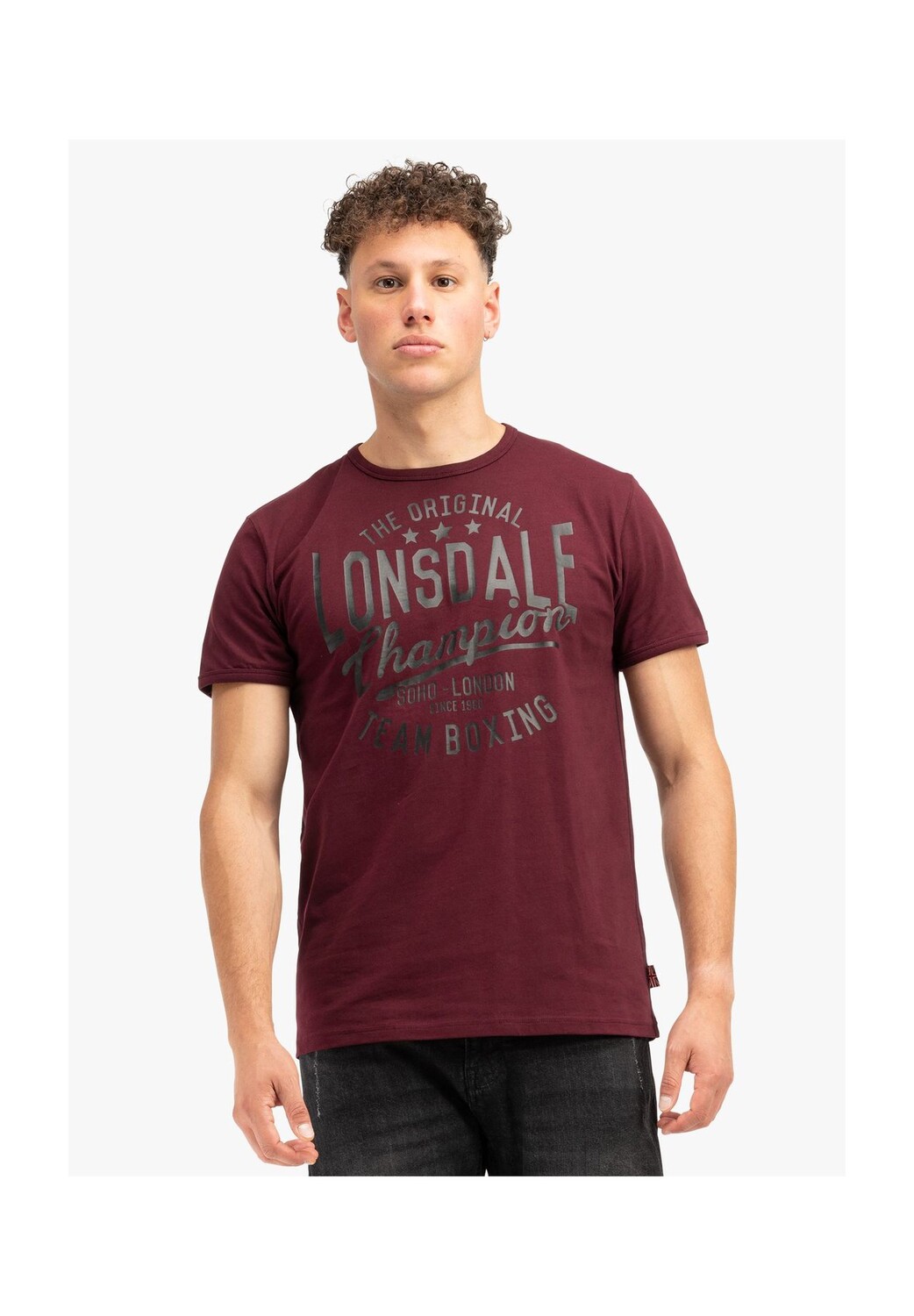 Мужская футболка обычного кроя HAREHILLS LONSDALE, цвет Oxblood/black
Мужская футболка обычного кроя HAREHILLS LONSDALE, цвет Oxblood/black