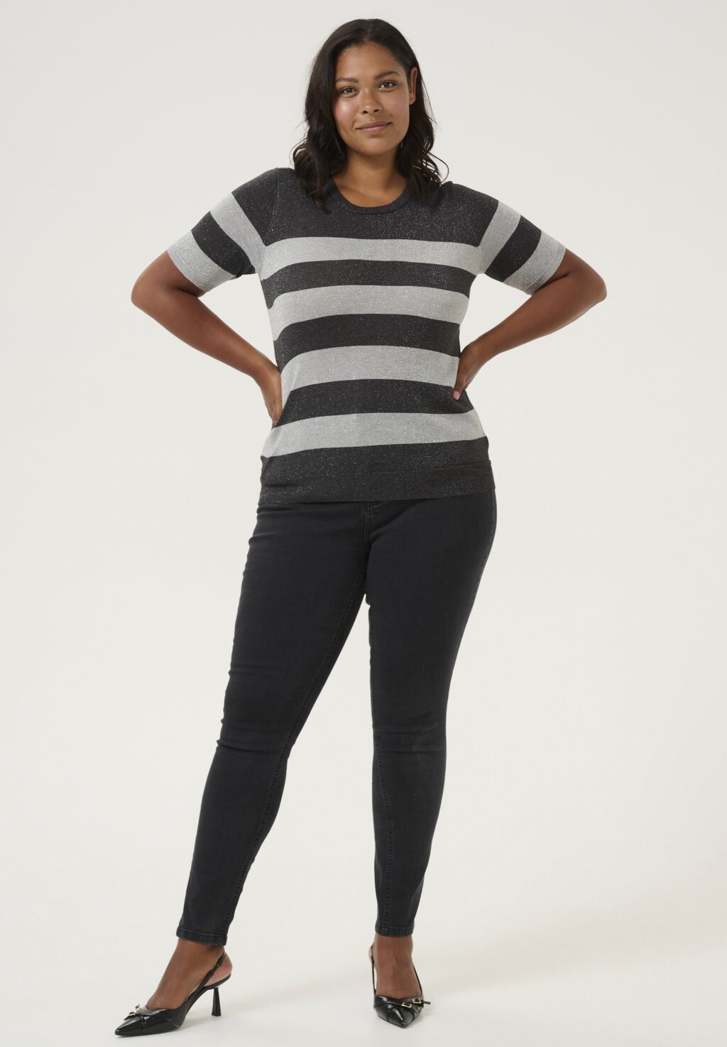 Футболка с принтом ANKIA SHORT SLEEVE Kaffe Curve, цвет Mottled Grey
Футболка с принтом ANKIA SHORT SLEEVE Kaffe Curve, цвет Mottled Grey