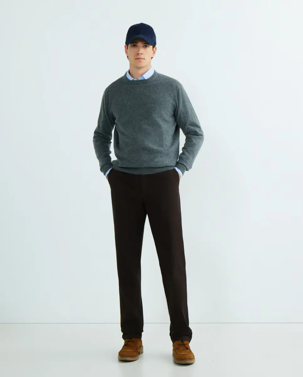 Мужской свитер из 100% шерсти с круглым вырезом Alan Paine, темно-серый
Мужской свитер из 100% шерсти с круглым вырезом Alan Paine, темно-серый