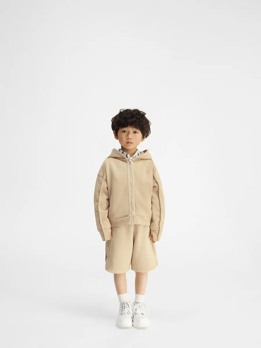 Толстовка на молнии с логотипом Wave Le Camargue Zippe для ребенка Jacquemus, темно-бежевый
Толстовка на молнии с логотипом Wave Le Camargue Zippe для ребенка Jacquemus, темно-бежевый